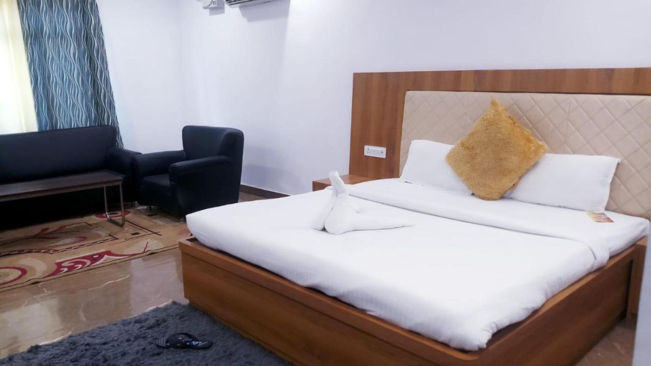 Shree R.C.Vatika Hotel Motihari Buitenkant foto