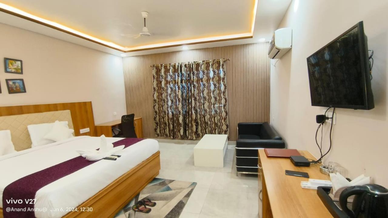 Shree R.C.Vatika Hotel Motihari Buitenkant foto